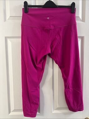 lululemon athletica Girls' Magenta Capri Leggings